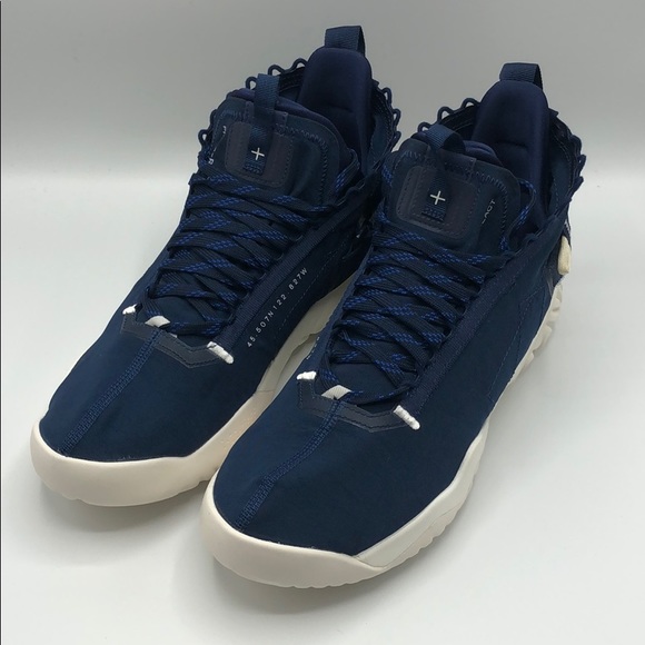 Jordan Proto-React Men’s Basketball Shoes - Picture 2 of 11
